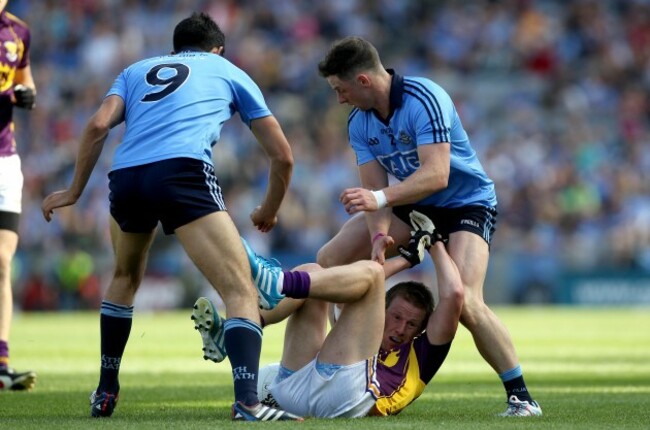 Cian O'Sullivan and Philly McMahon with Tiarnan Rossitor