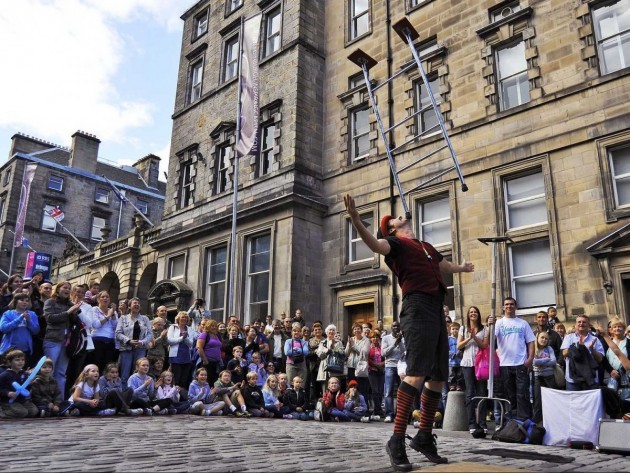 catch-a-show-at-scotlands-edinburgh-fringe-festival-the-worlds-largest-arts-festival