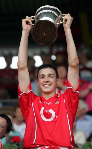 Patrick Cronin lifts the cup for Cork 26/6/2005