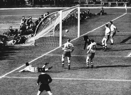 Soccer - FIFA Wolrd Cup Final - Brazil v Czechoslovakia - Estadio Nacional de Chile