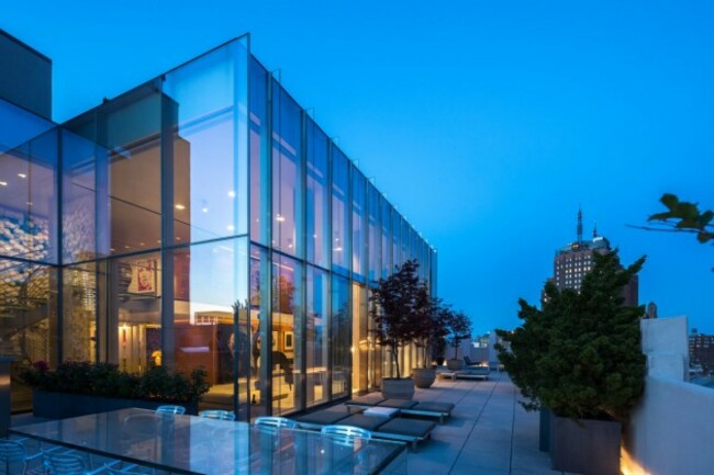 it-reminds-us-of-an-apple-store