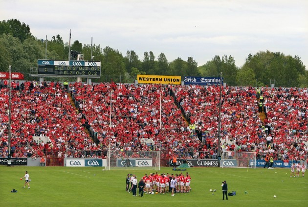 General view of the Cork team huddle