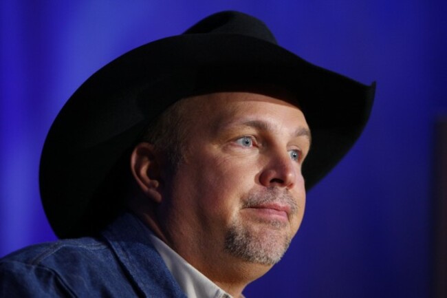 People Garth Brooks