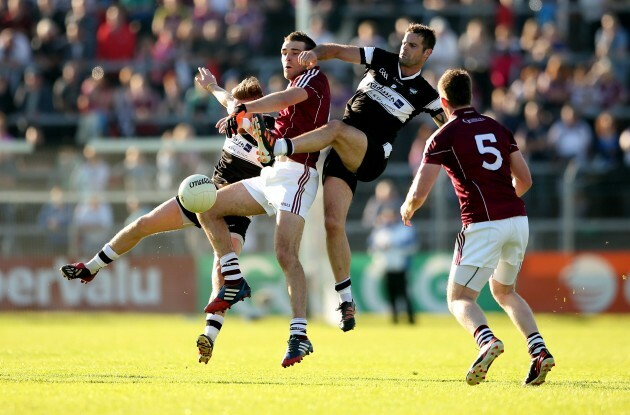 Keelan Cawley and James Kilcullen with Fiontan O'Curraoin