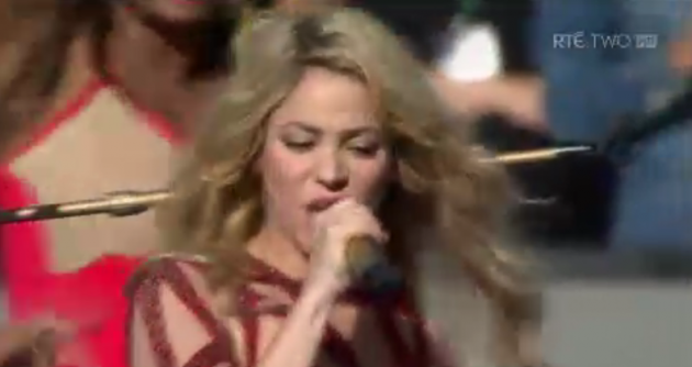 Shakira closing ceremony