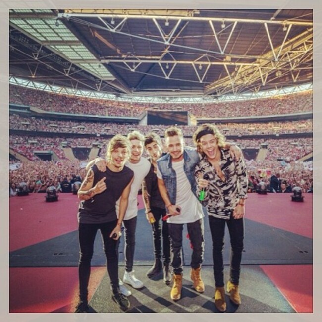 Pretty big moment #WWATourWembley