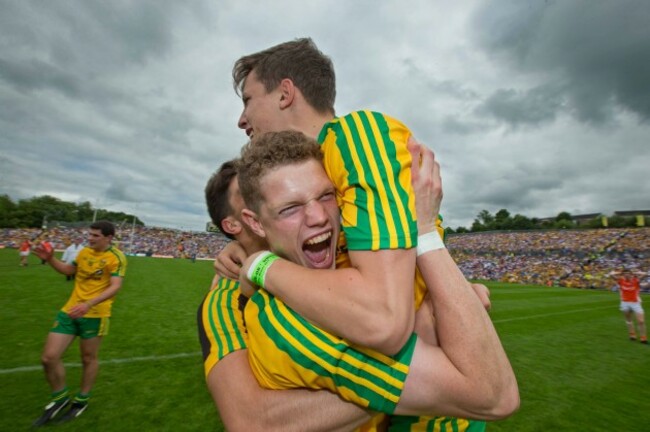 Conor Morrisson celebrates with teammates Sean Daffan and Michael Miler