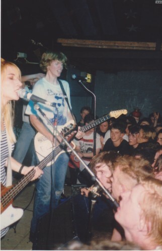 Thurston Moore & Kim Gordon (Sonic Youth) at Henrys by Eamonn Cunningham (1)