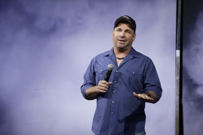 Music Garth Brooks