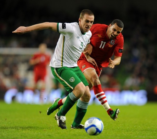 Soccer - Carling Nations Cup - Republic of Ireland v Wales - Aviva Stadium