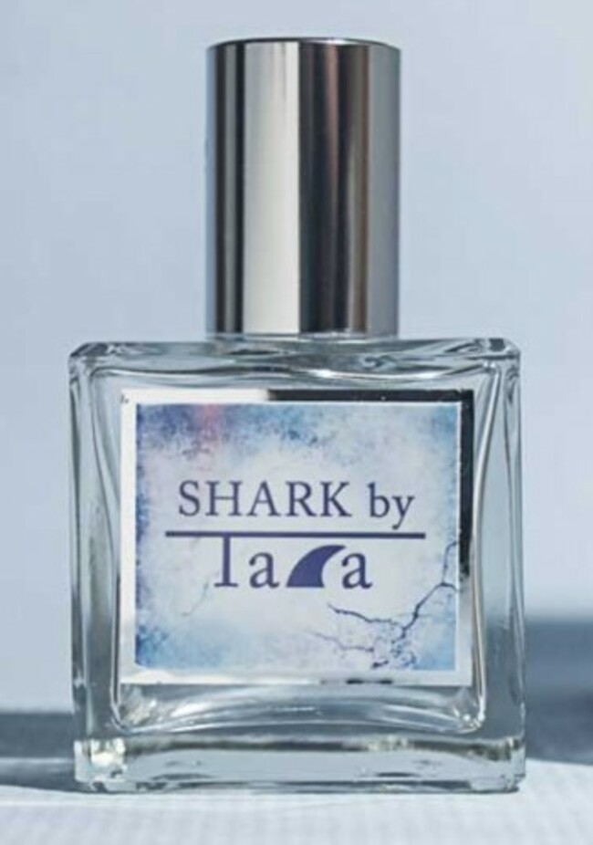 shark-bottle_1024x1024