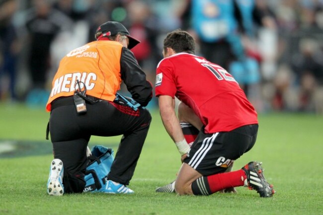 Dan Carter down injuried