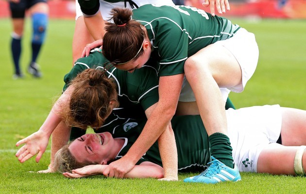 Siobhan Fleming celebrates her try with Nora Stapleton, Grace Davitt and Hannah Casey