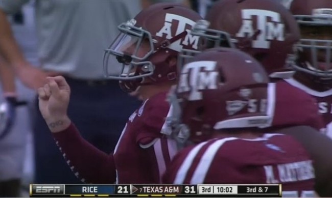 he-taunted-an-opponent-by-pretending-to-sign-an-autograph-in-his-face--after-being-investigated-for-selling-autographs