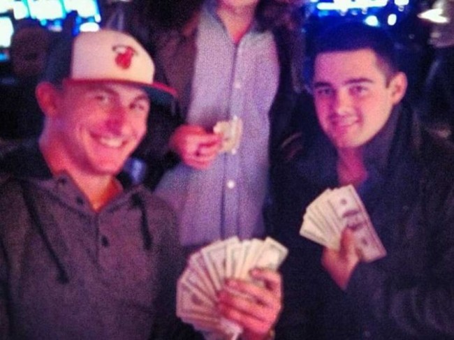 he-posted-a-picture-with-a-bunch-of-money-at-a-casino-in-oklahoma-while-in-college