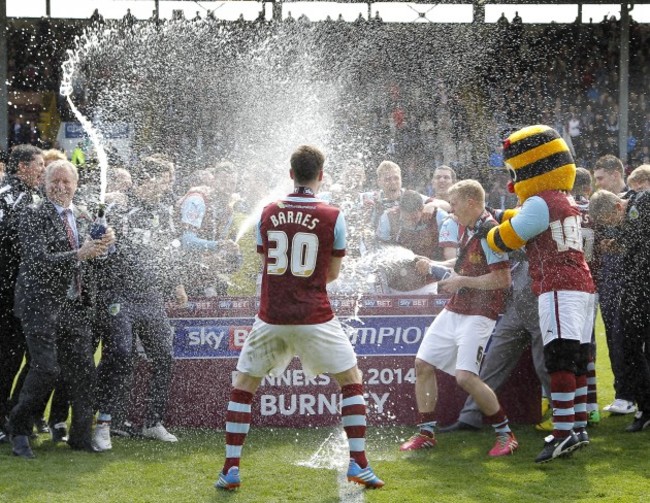 Soccer - Sky Bet Championship - Burnley v Ipswich - Turf Moor