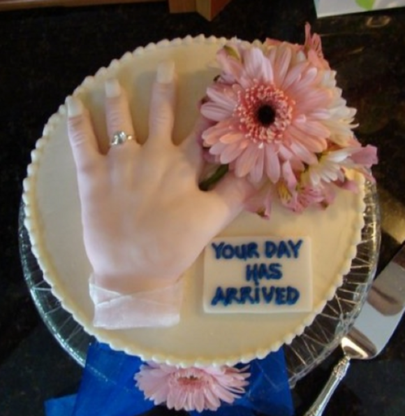 20 Wildly Inappropriate Cakes That Should Have Never Been Baked