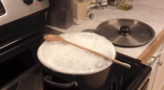 boiling water spoon