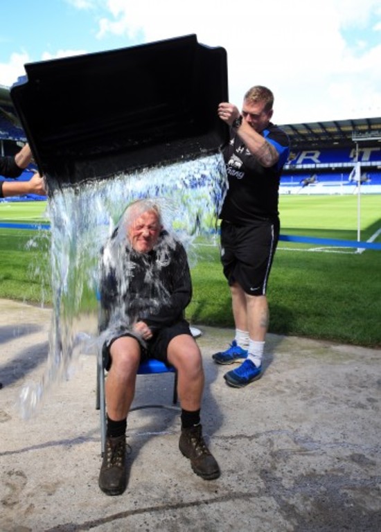 Soccer - Barclays Premier League - Everton v Arsenal - Goodison Park