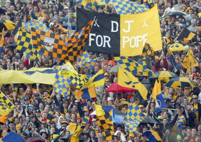 Kilkenny and Tipp Fans 8/9/2002 DIGITAL