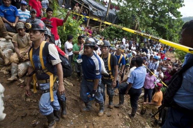 Nicaragua Miners Trapped