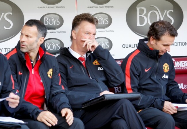 Soccer - Barclays Premier League - Burnley v Manchester United - Turf Moor