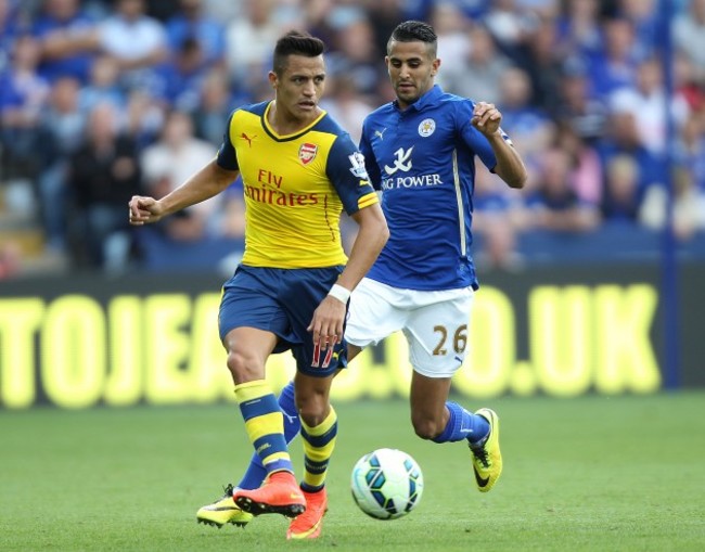 Soccer - Barclays Premier League - Leicester City v Arsenal - King Power Stadium