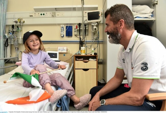 Republic of Ireland visit Temple Street Childrens Hospital