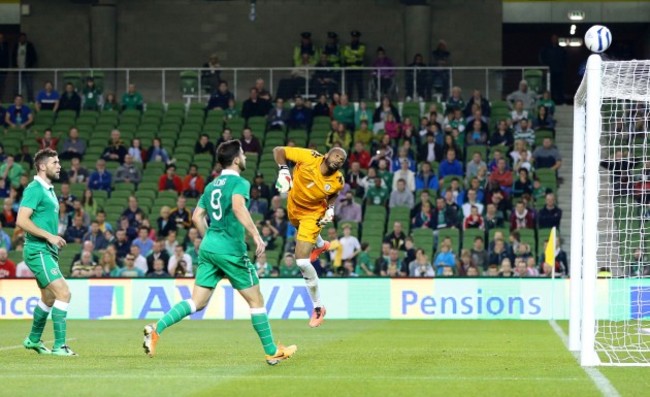 Aiden McGeady's goal attempt hits the crossbar