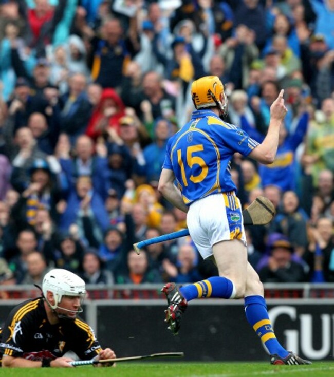 Lar Corbett celebrates scoring a goal