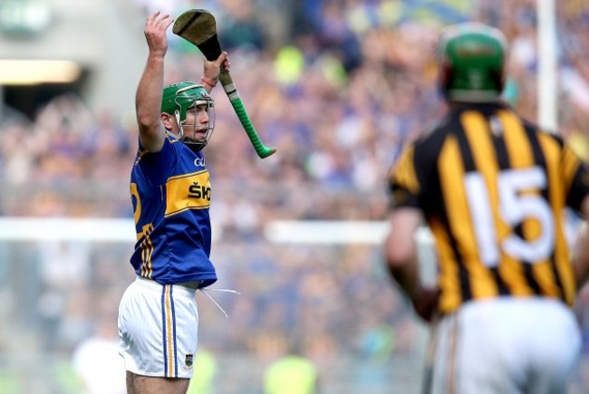 John O&Otilde;Dwyer celebrates a point to draw the game