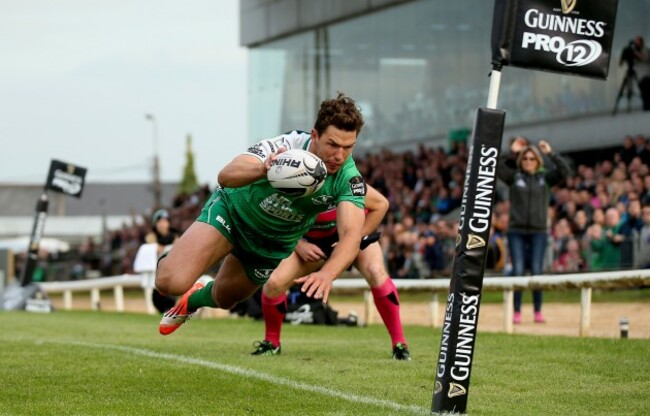 Danie Poolman scores his side's second try