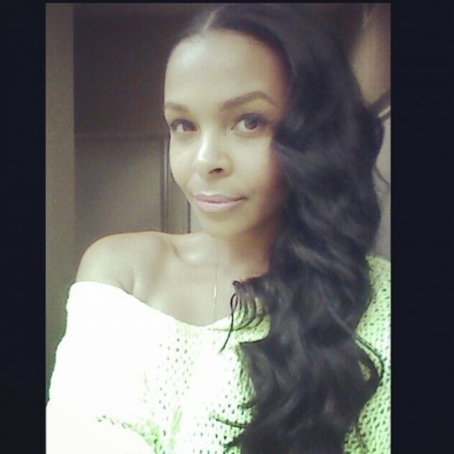 Celfiè waiting on my date @pammer001 lol