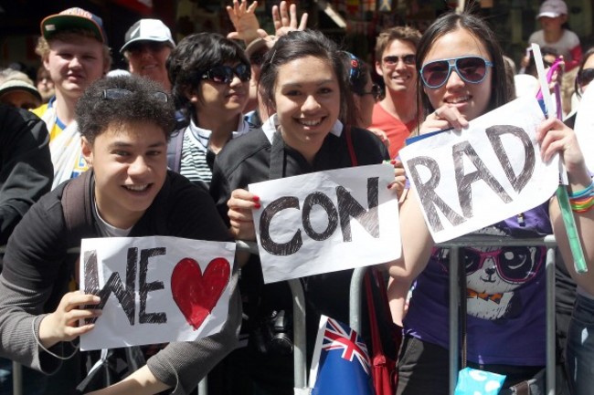 Fans during today's parade in Auckland 24/10/2011