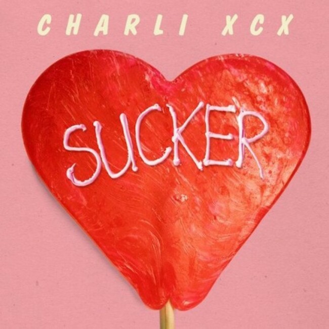 charli-xcx-sucker