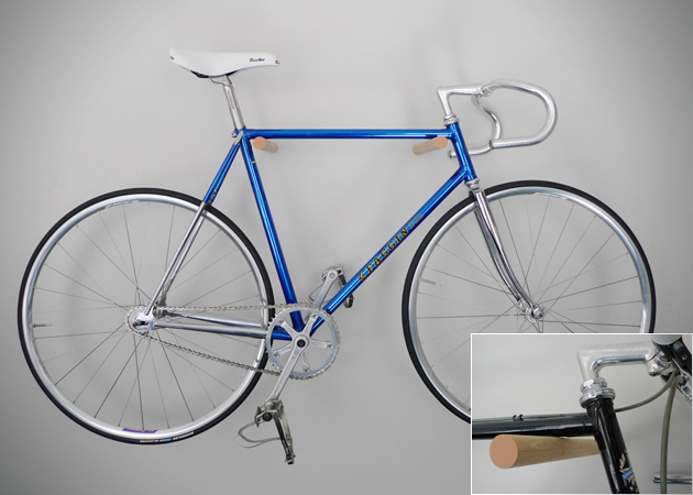 Minimal-Wooden-Bike-Hooks-1