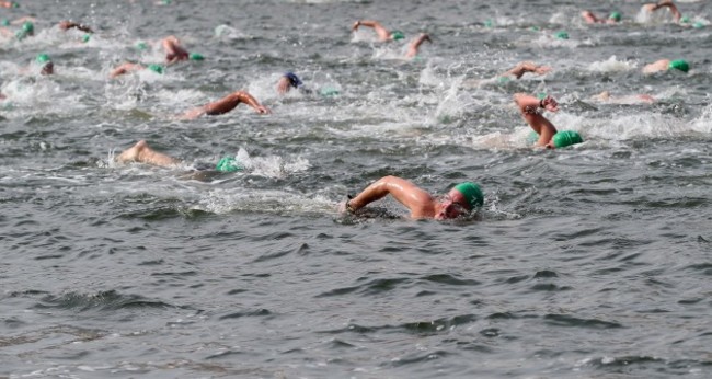 General view of competitors during the race