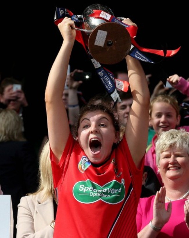 Niamh Mallon lifts the cup