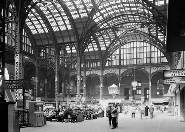 the-original-penn-station-was-built-in-1910-it-was-sold-and-demolished-in-1962-to-make-room-for-a-larger-rail-station-and-madison-square-garden
