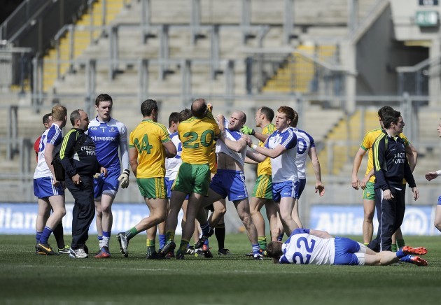 Tempers flare after Darren Hughes was tackled
