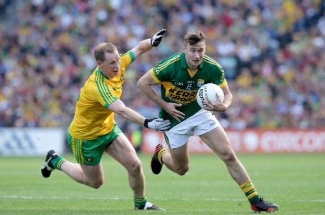 Anthony Thompson with James O&Otilde;Donoghue