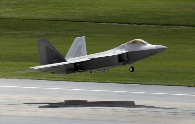 Japan US F-22 Problems Predicted