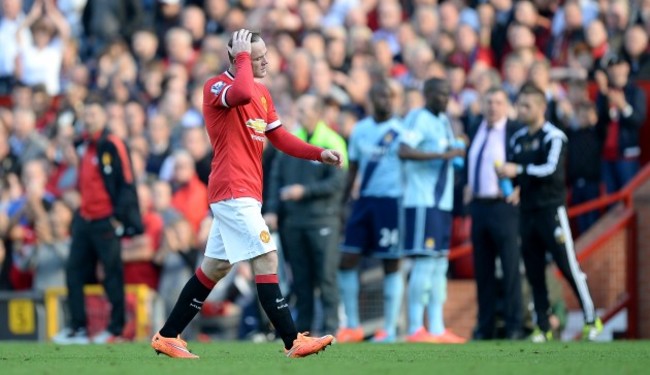 Soccer - Barclays Premier League - Manchester United v West Ham United - Old Trafford