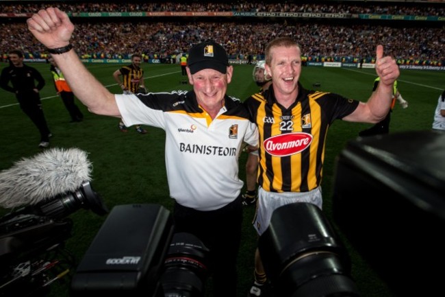 Brian Cody and Henry Shefflin celebrate winning