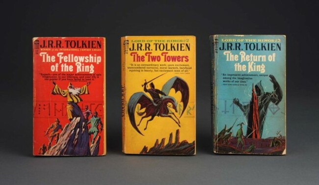 LordoftheRings-piratedfirstpaperbackedition