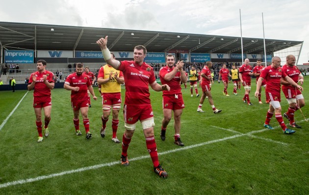 Peter O'Mahony celebrates with his team after the game