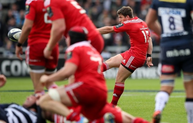 Ian Keatley kicks a drop goal to win the game