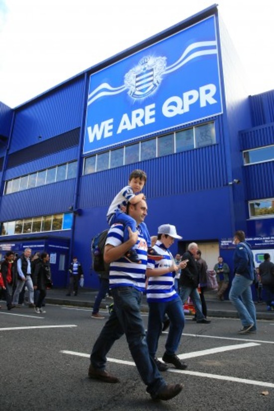 Soccer - Barclays Premier League - Queens Park Rangers v Liverpool - Loftus Road