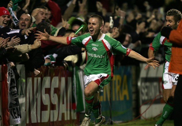 Cork City's Liam Kearney celebrates scoring the second goal 18/11/2005