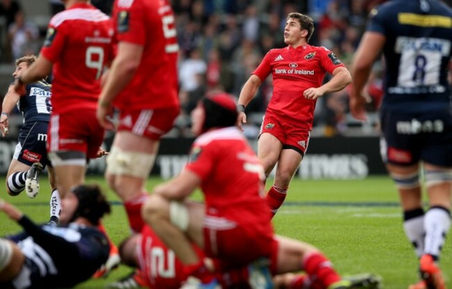 Ian Keatley kicks a drop goal to win the game